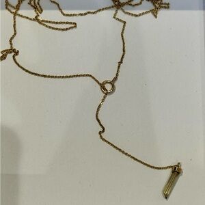 Elegant Gold Pendant Necklace